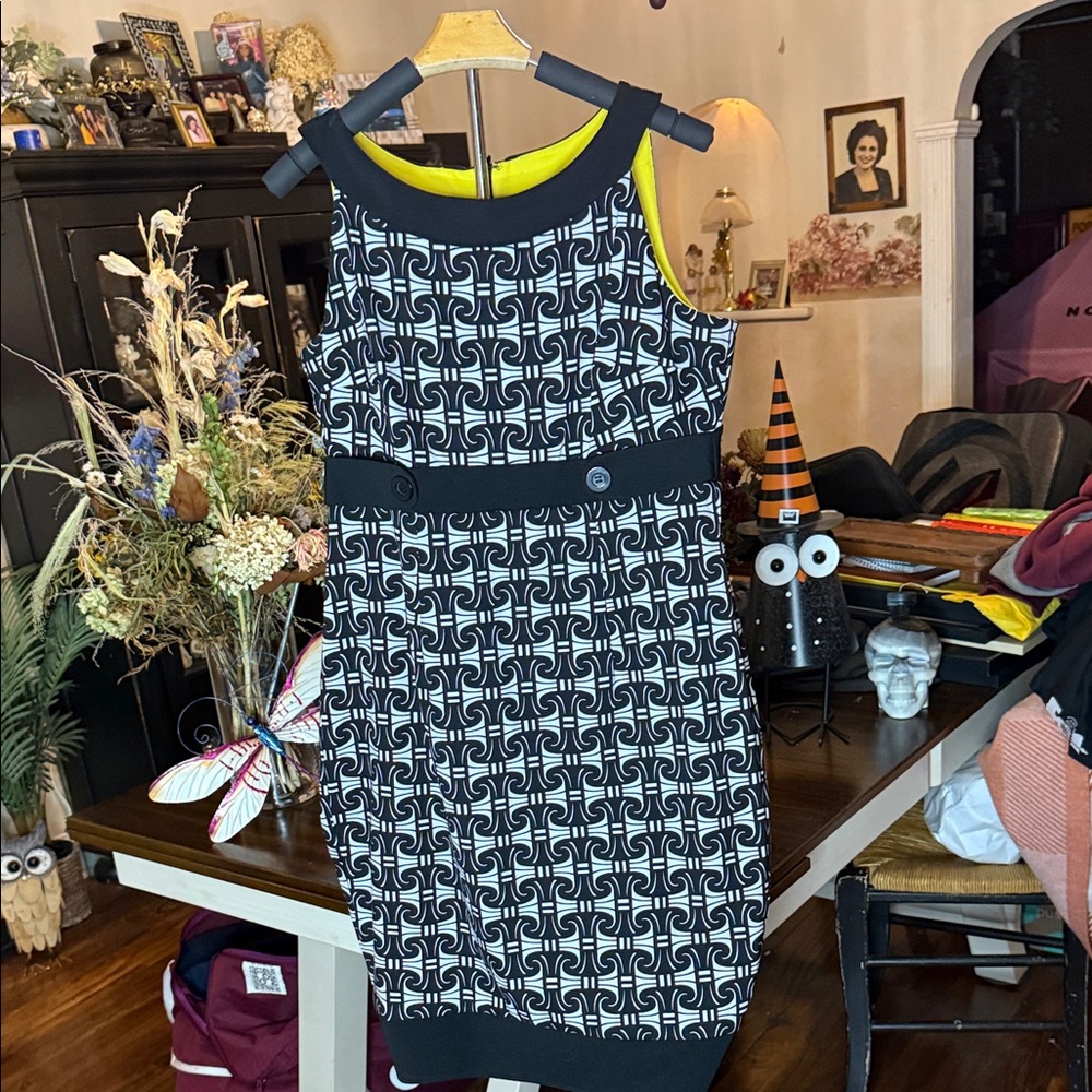 London Times Black and White Geometric Midi Dress